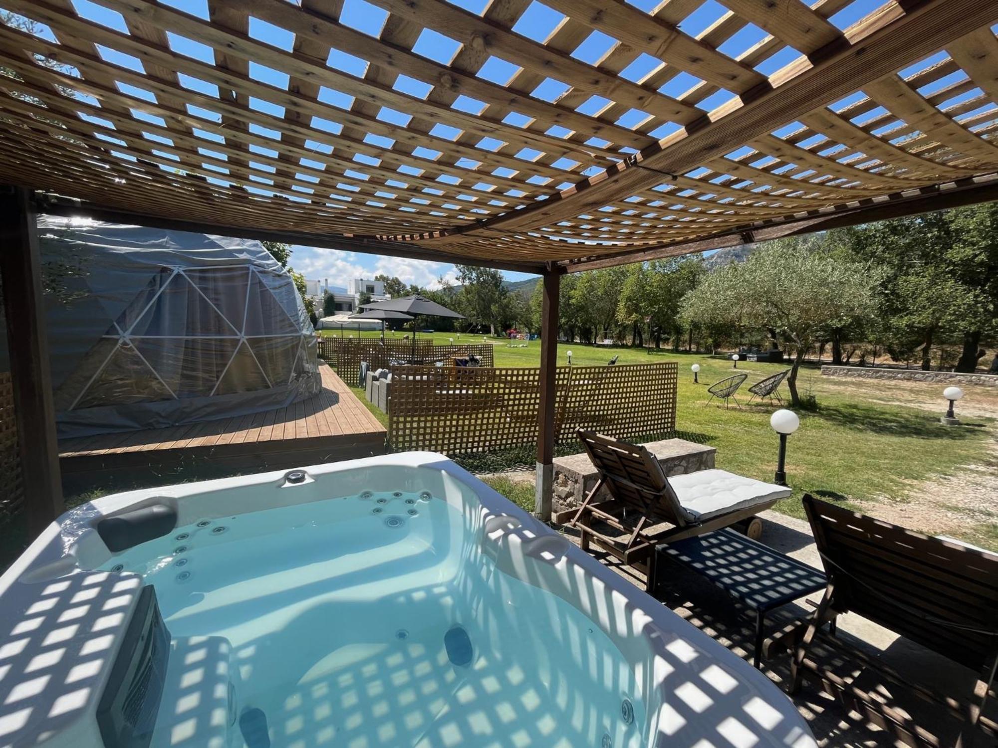 فندق Manna Gea Glamping Domes فونيتسا المظهر الخارجي الصورة